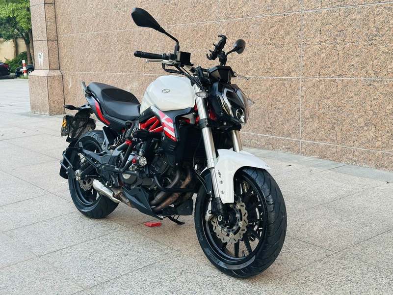 二手贝纳利蓝宝龙 BN302S