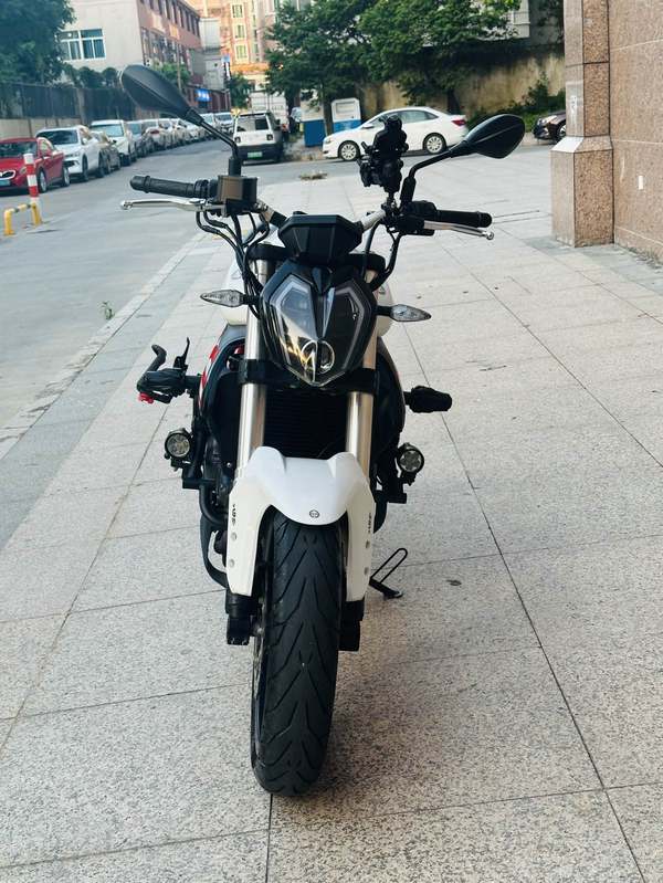 二手贝纳利蓝宝龙 BN302S