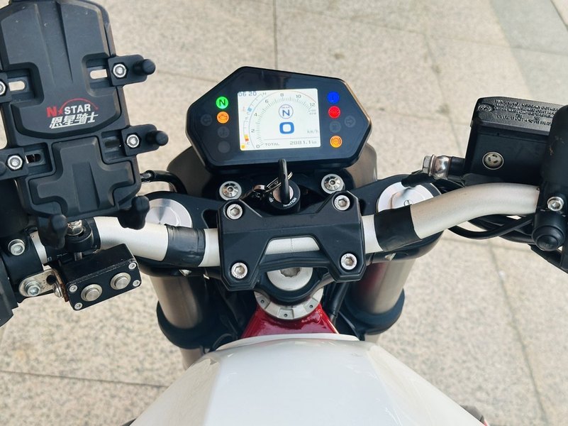 二手贝纳利蓝宝龙 BN302S