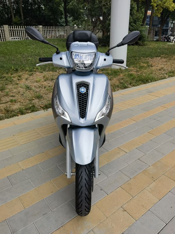 二手比亚乔Medley 150