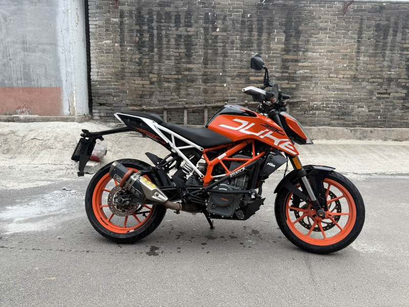 二手KTMR2R390 Duke