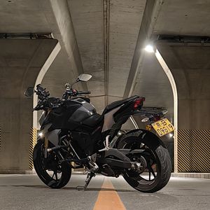 二手五羊本田CB190R 暴锋眼