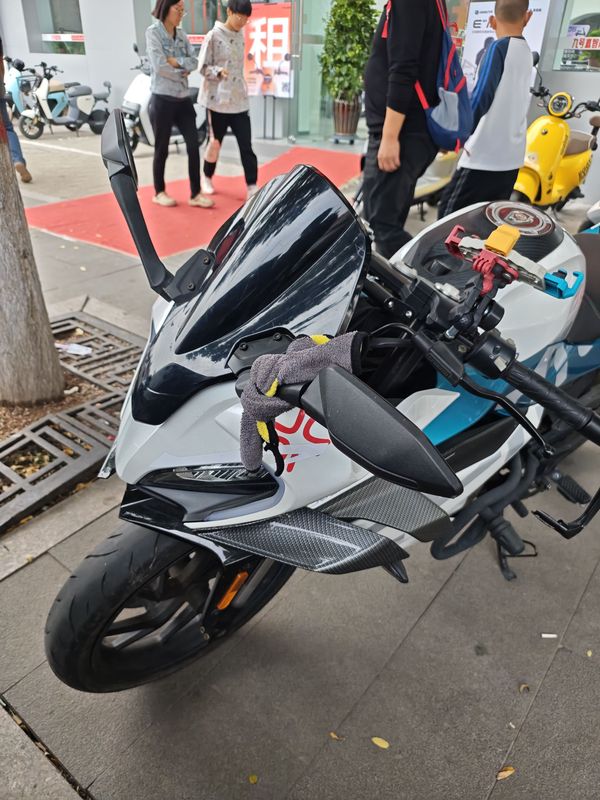 二手春风250SR