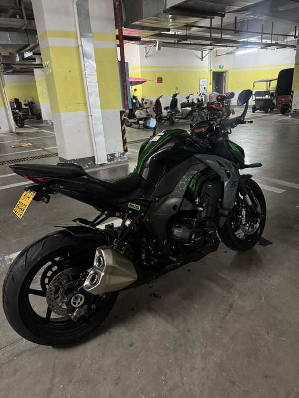 二手川崎Z1000