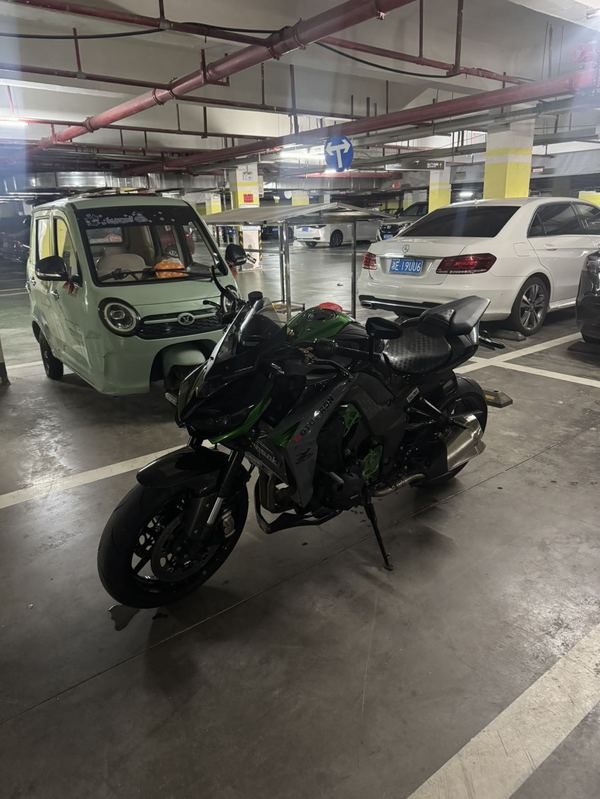二手川崎Z1000