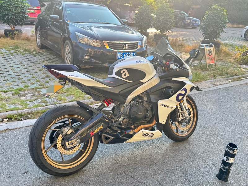 二手阿普利亚RS 660 