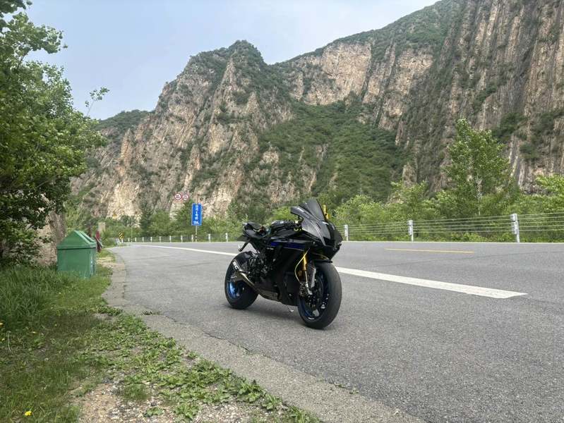 二手雅马哈YZF-R1