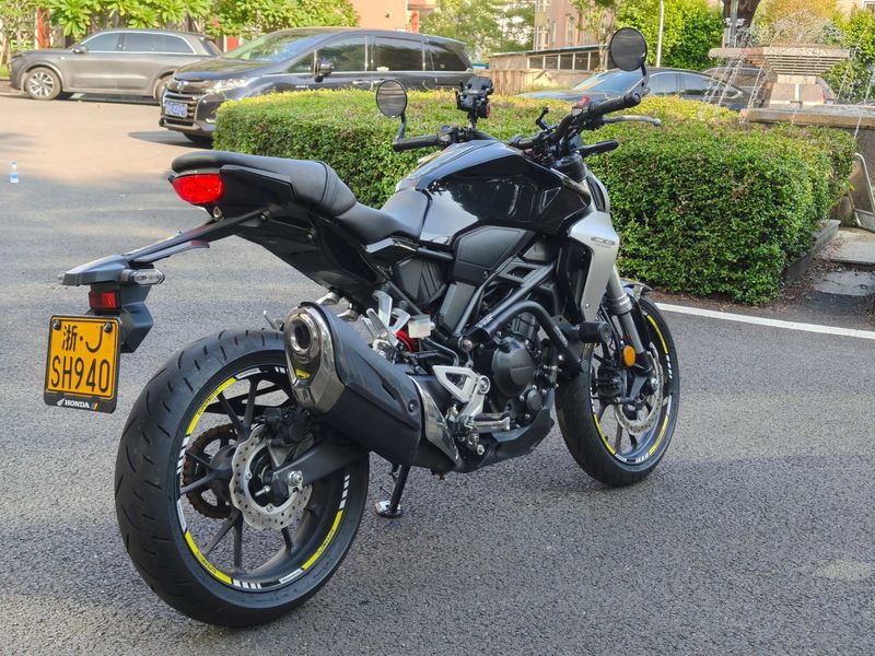 二手本田CB300R