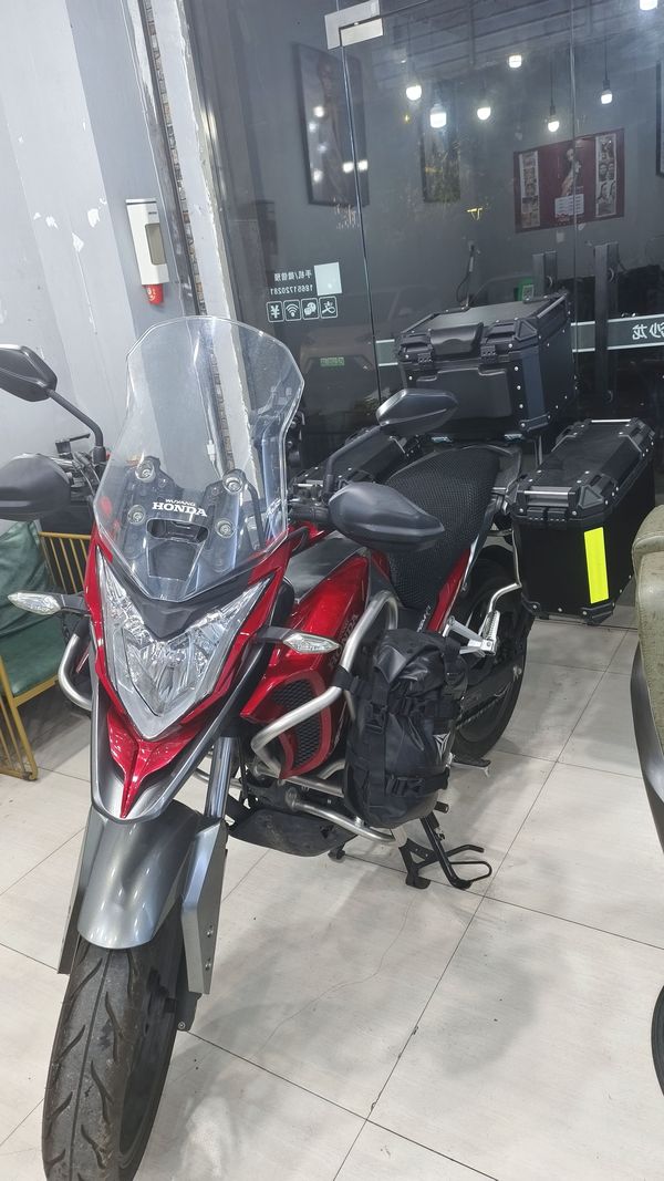 二手五羊本田猛鸷 CB190X