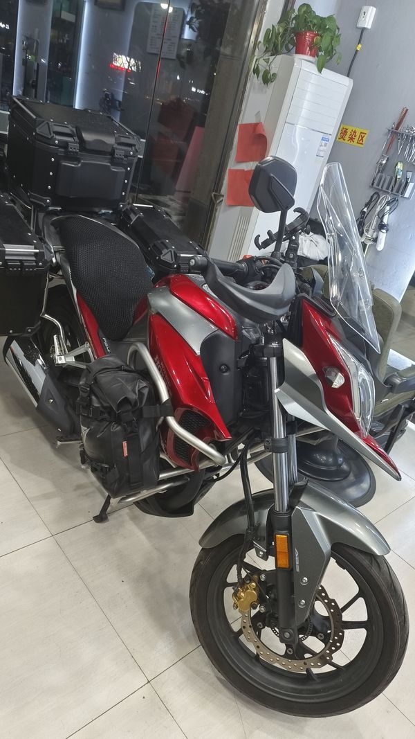二手五羊本田猛鸷 CB190X