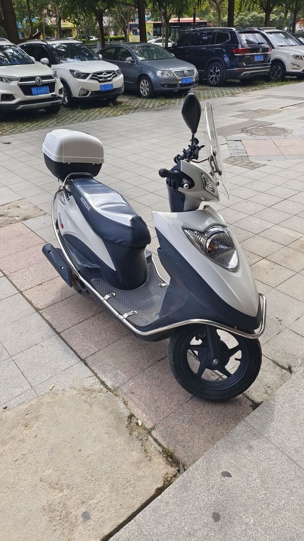 二手新大洲本田NS125D