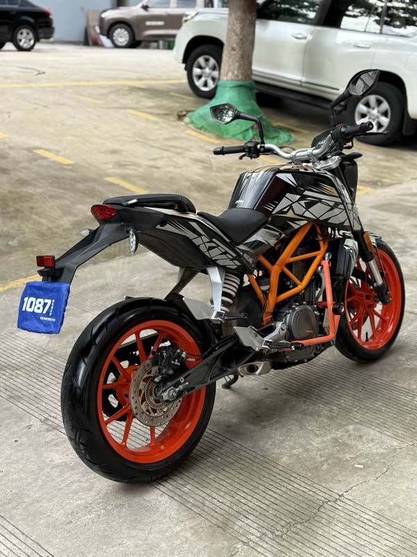 二手KTMR2R390 Duke