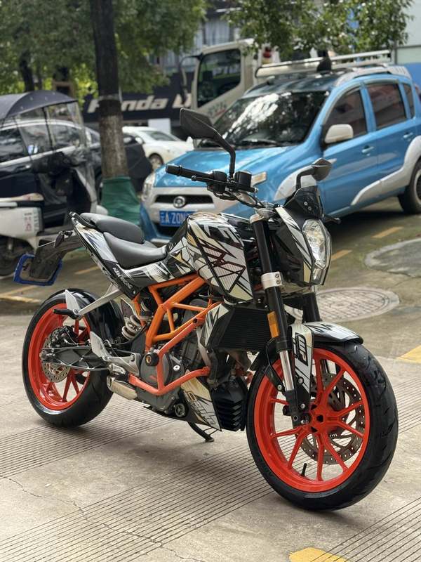 二手KTMR2R390 Duke