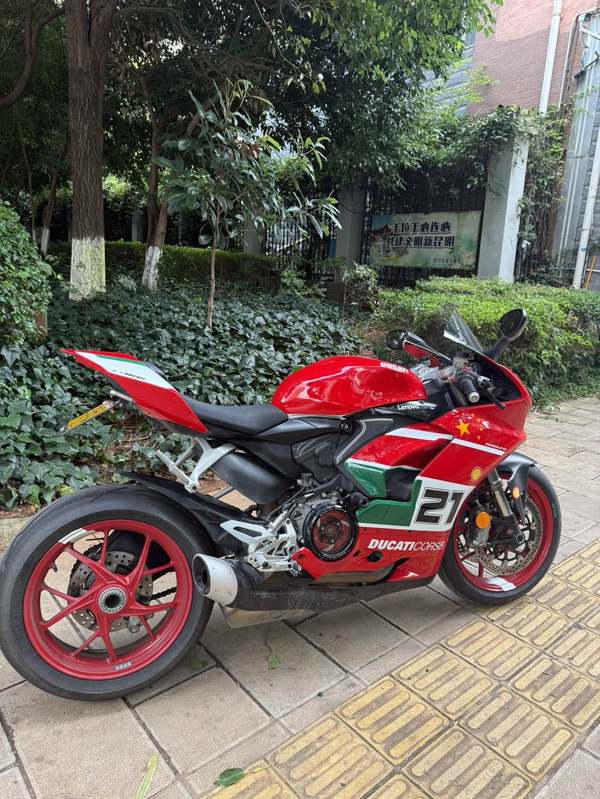 二手杜卡迪Panigale V2