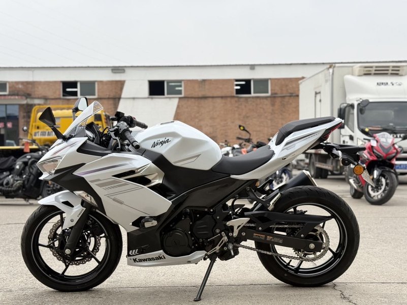二手川崎Ninja 400