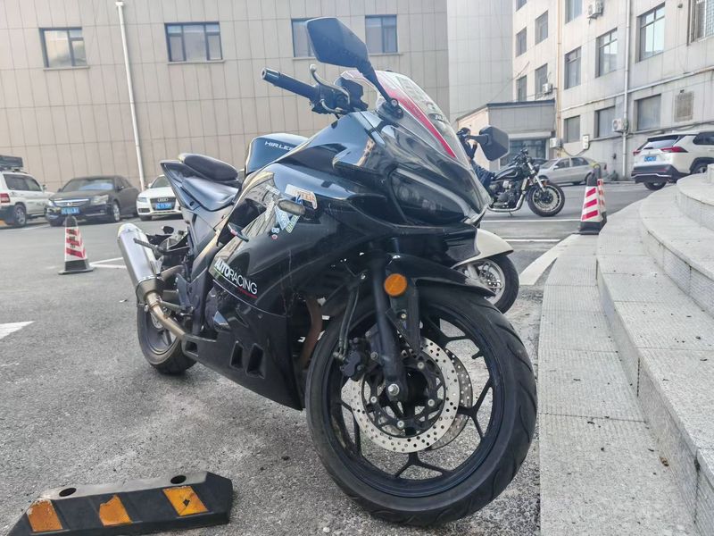 二手喜力蛟龙200