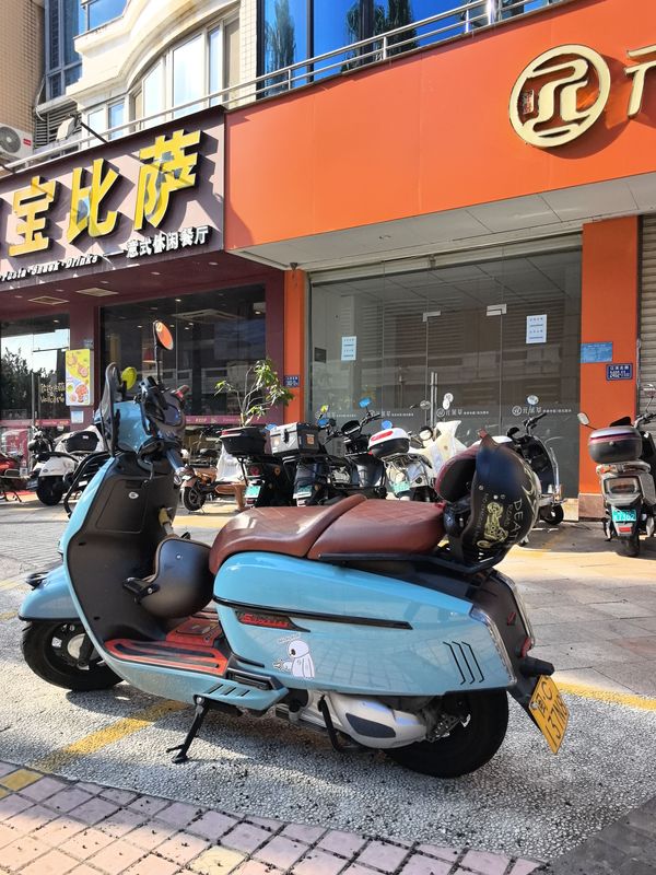 二手维多利亚Sixties 250Si