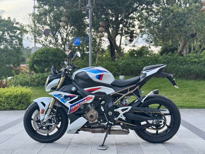 二手宝马S 1000 R