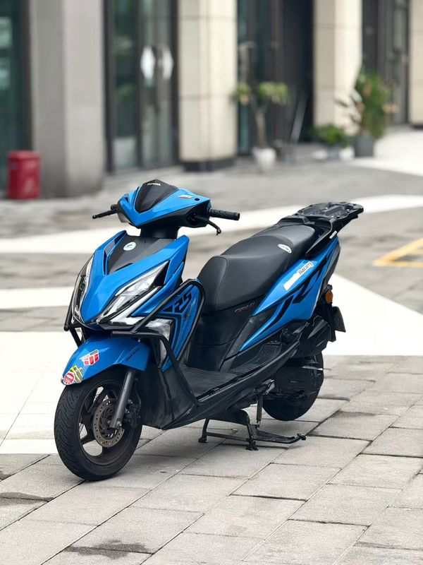 二手新大洲本田裂行 RX125Fi