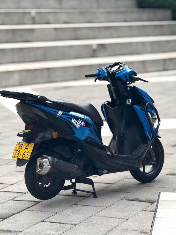 二手新大洲本田裂行 RX125Fi