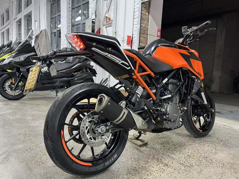 二手KTMR2R250 Duke