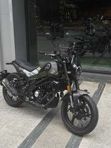 二手贝纳利幼狮 Leoncino 150