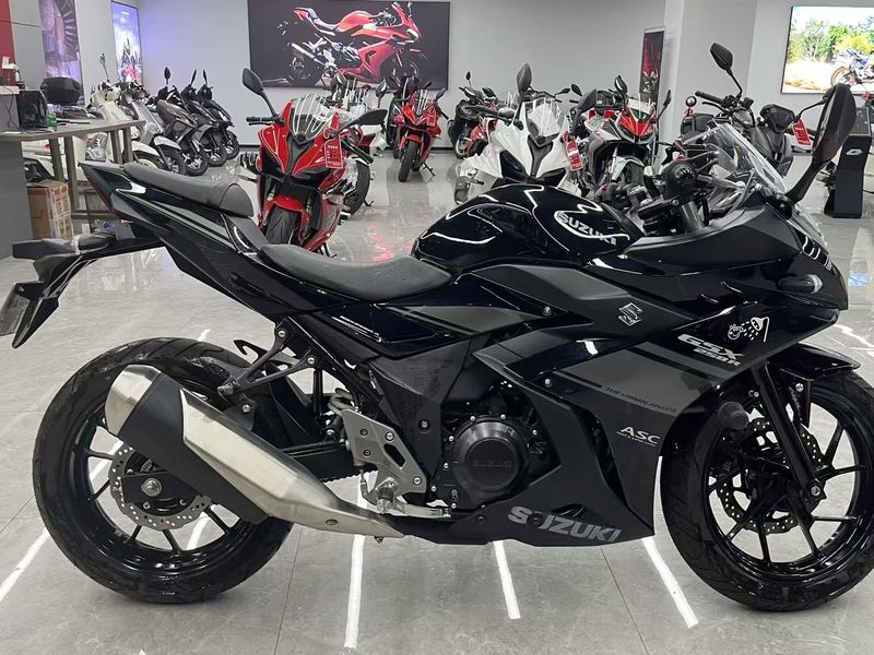 二手豪爵铃木GSX250R