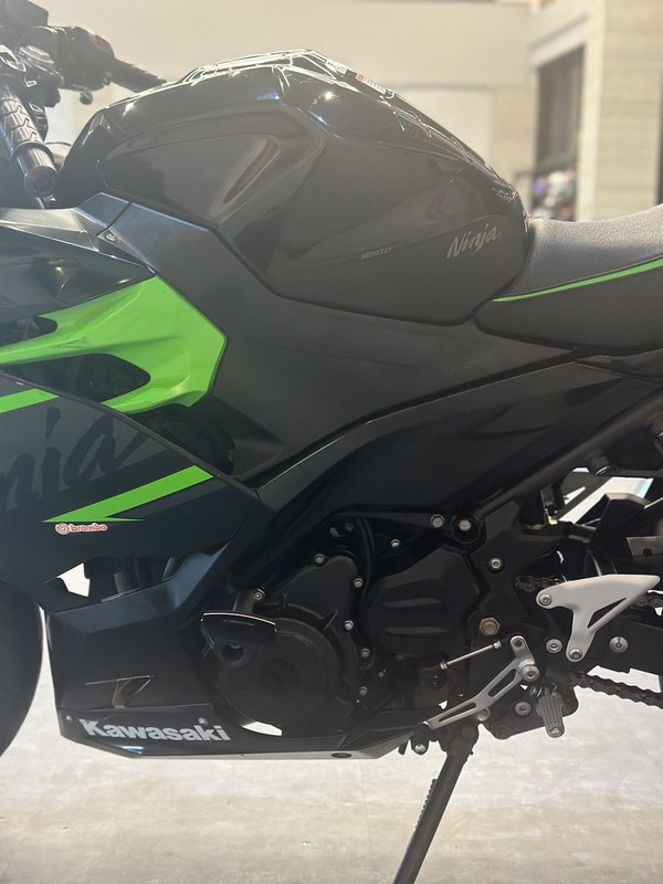 二手川崎Ninja 400