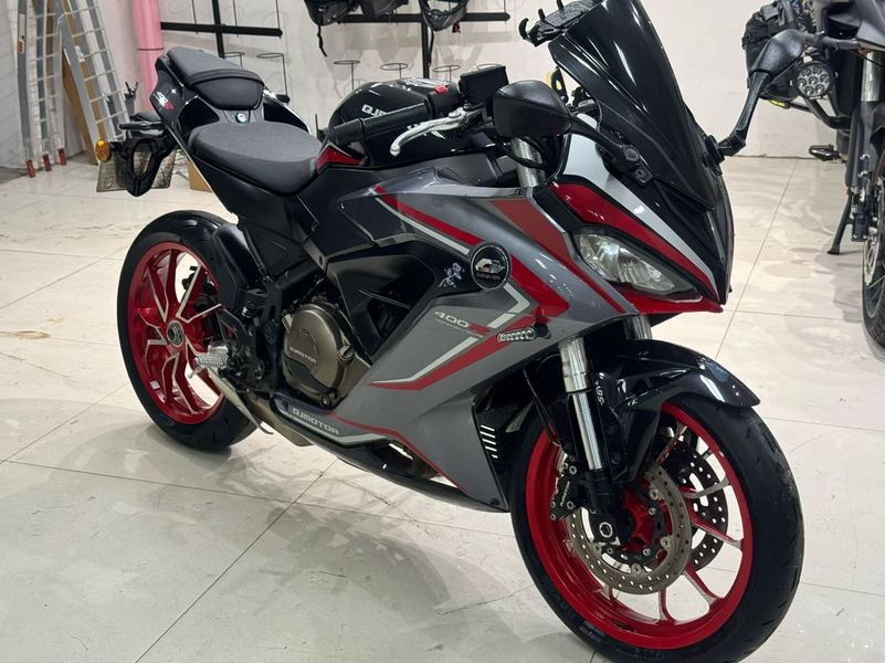 二手QJMOTOR赛400