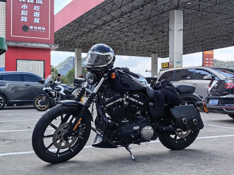 二手哈雷戴维森Iron883 硬汉