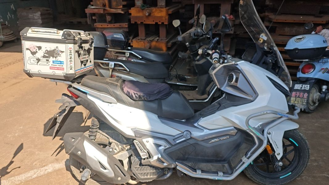 二手大阳V锐 ADV150