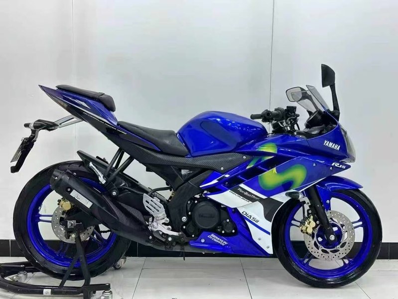二手雅马哈YZF-R15