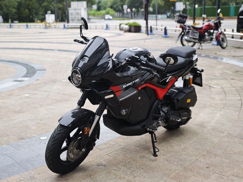 二手QJMOTOR小飞侠