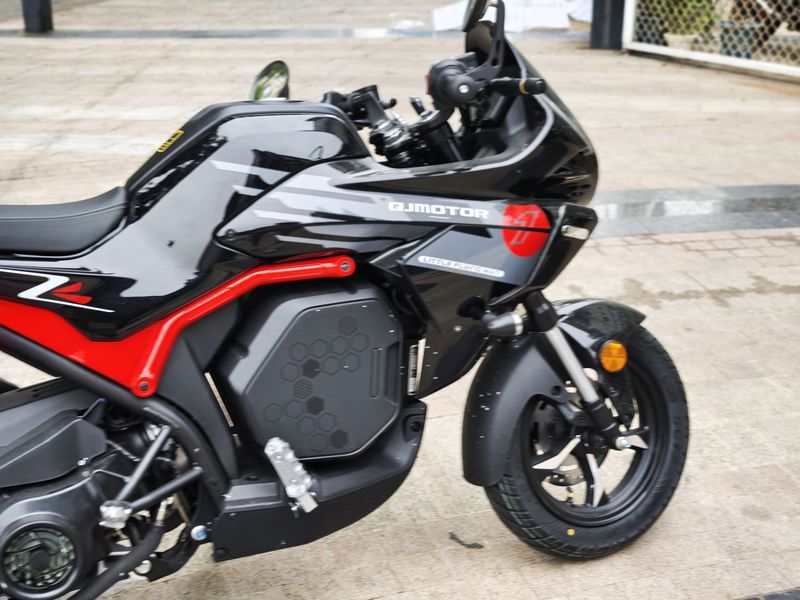 二手QJMOTOR小飞侠