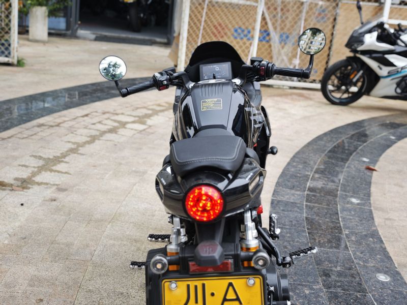 二手QJMOTOR小飞侠