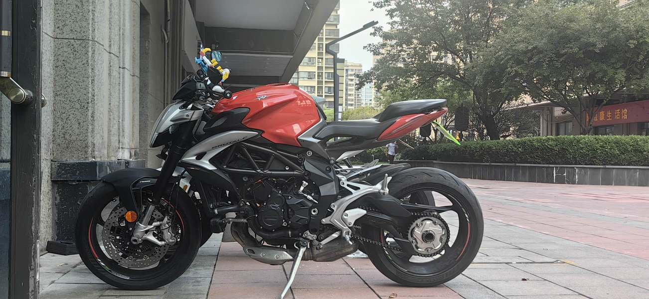 二手奥古斯塔Brutale 800