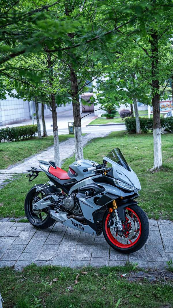 二手阿普利亚RS 660 