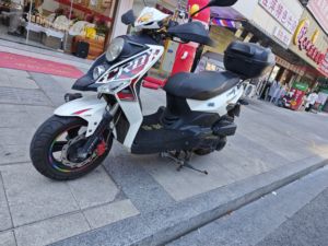 二手三阳小钢侠 CROX