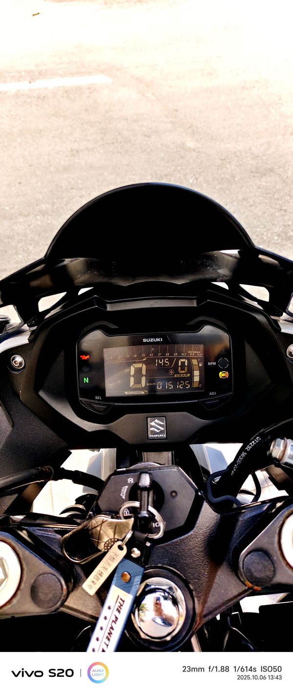 二手豪爵铃木GSX250R
