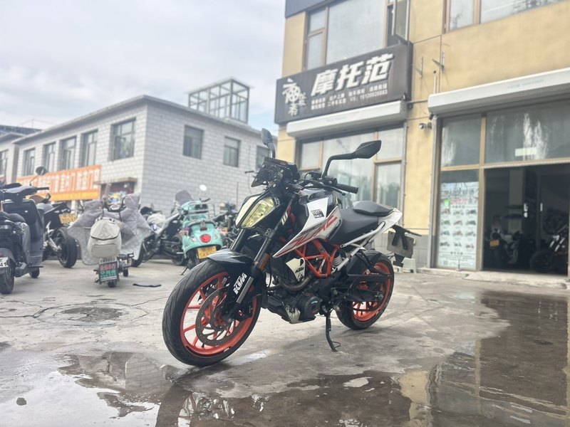 二手KTMR2R390 Duke