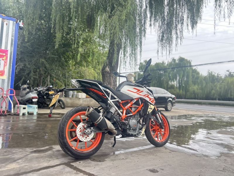 二手KTMR2R390 Duke