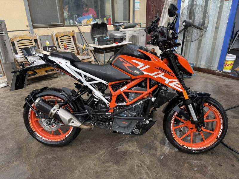二手KTMR2R390 Duke
