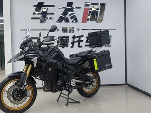 二手贝纳利TRK702