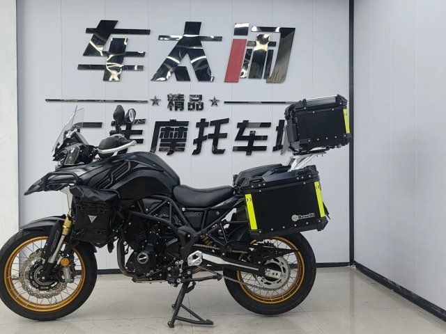 二手贝纳利TRK702