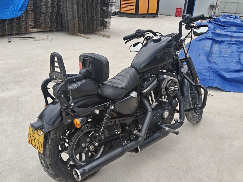 二手哈雷戴维森Iron883 硬汉