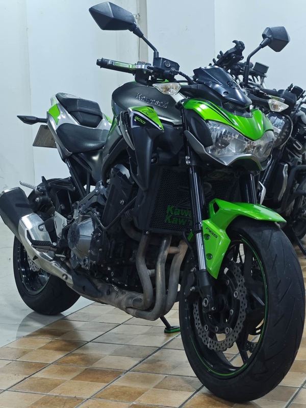 二手川崎Z900