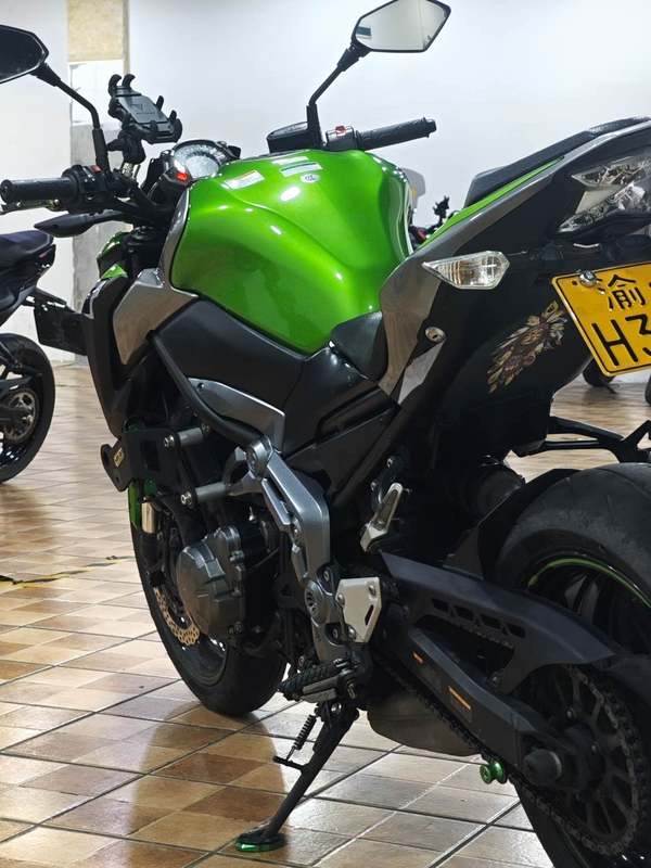 二手川崎Z900