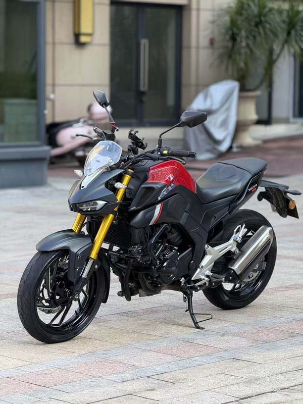 二手豪爵XCR300
