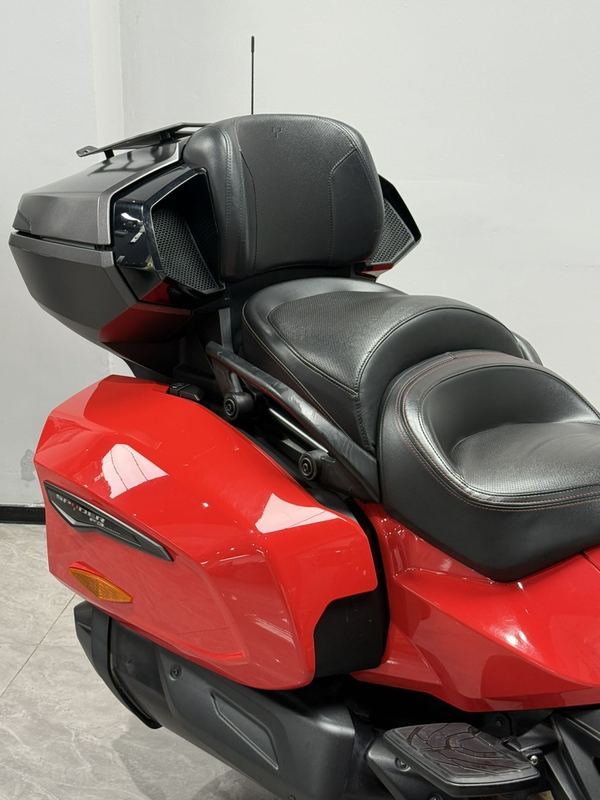 二手庞巴迪Spyder F3 