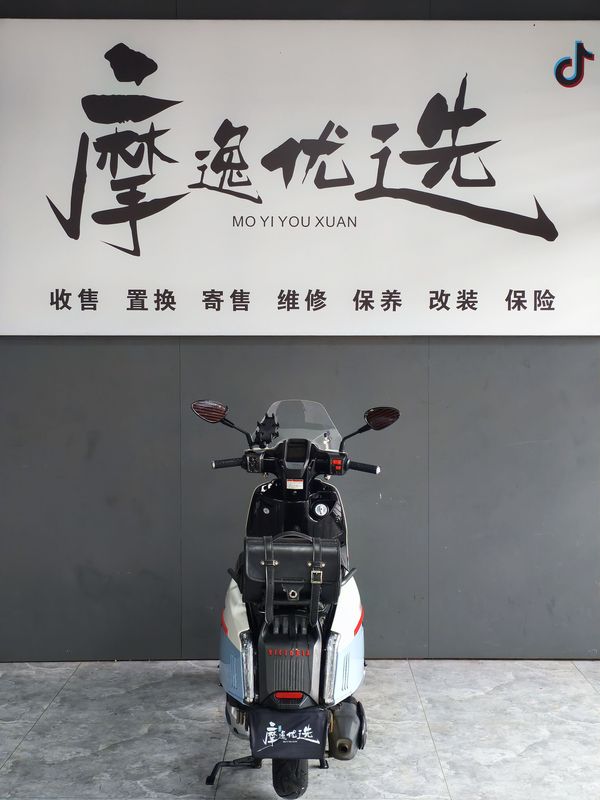 二手维多利亚Sixties 250Si